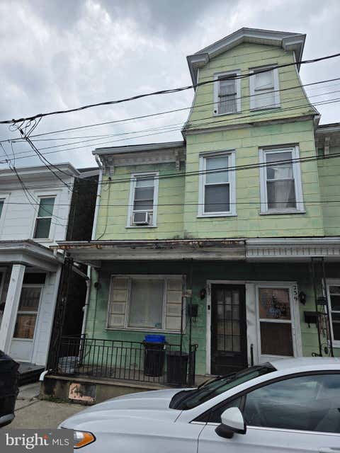 Townhouse For Sale - 237 N North Street<br/> MINERSVILLE, PA 17954