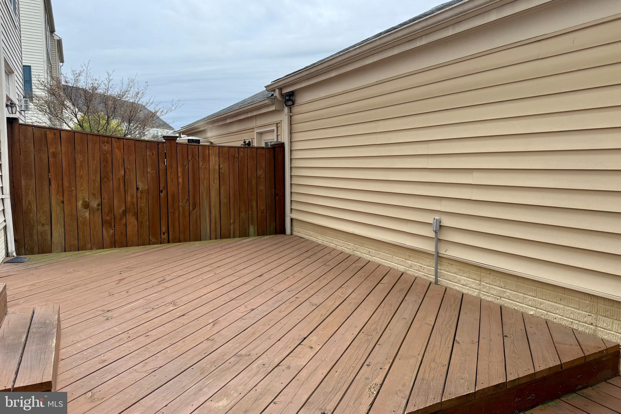 PEMBROOKE - Residential