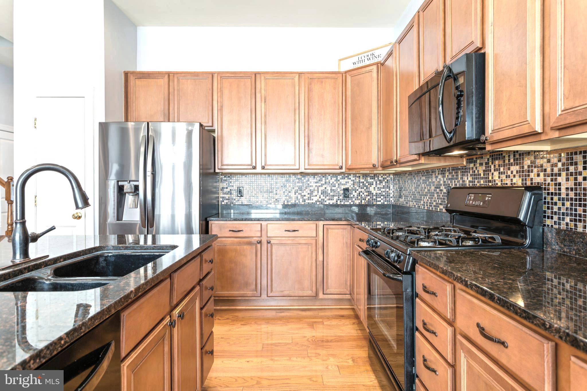 PEMBROOKE - Residential