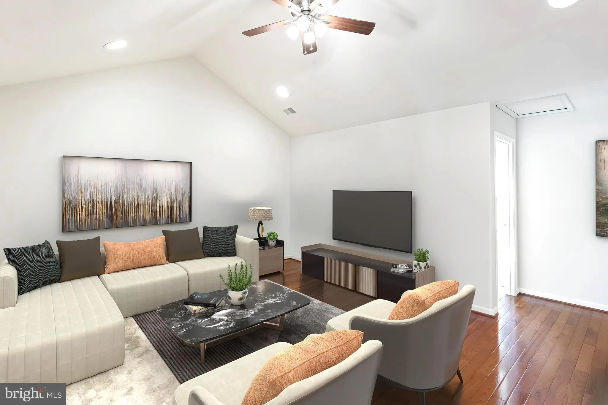 Bristow, Virginia 20136, United States, 3 Bedrooms Bedrooms, ,3 BathroomsBathrooms,Residential,Pending,106204