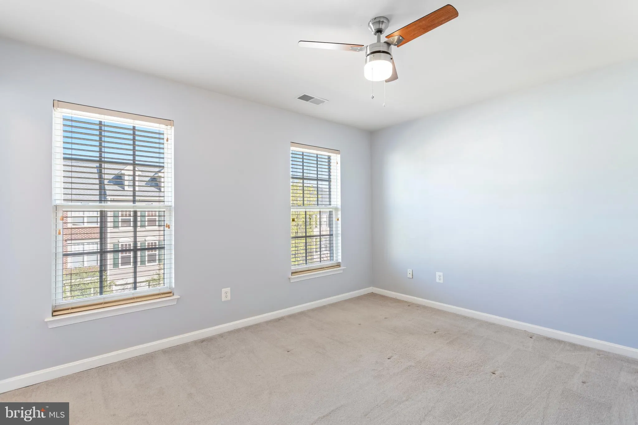 Bristow, Virginia 20136, United States, 3 Bedrooms Bedrooms, ,3 BathroomsBathrooms,Residential,Pending,106204