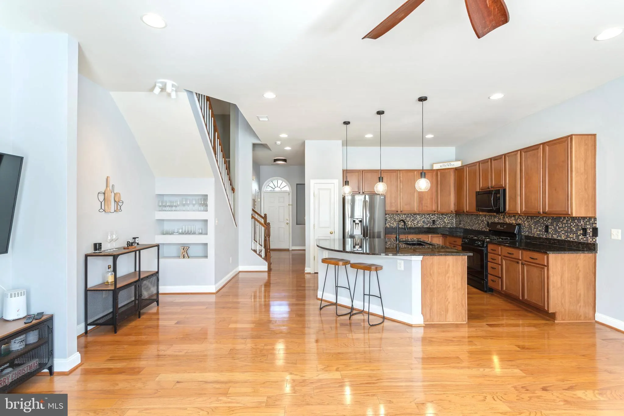 Bristow, Virginia 20136, United States, 3 Bedrooms Bedrooms, ,3 BathroomsBathrooms,Residential,Pending,106204