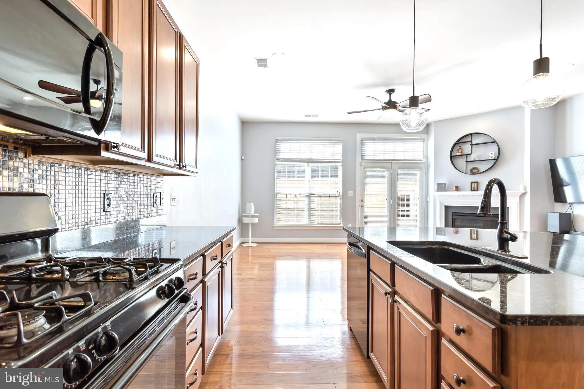 Bristow, Virginia 20136, United States, 3 Bedrooms Bedrooms, ,3 BathroomsBathrooms,Residential,Pending,106204