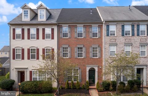 9152 RIBBON FALLS LOOP BRISTOW VA 20136