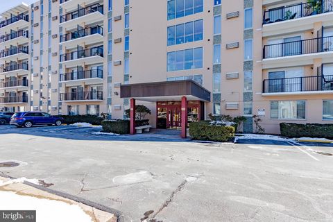 Condo For Sale - 200 Highland Avenue #204<br/> Centre County, STATE COLLEGE, PA 16801