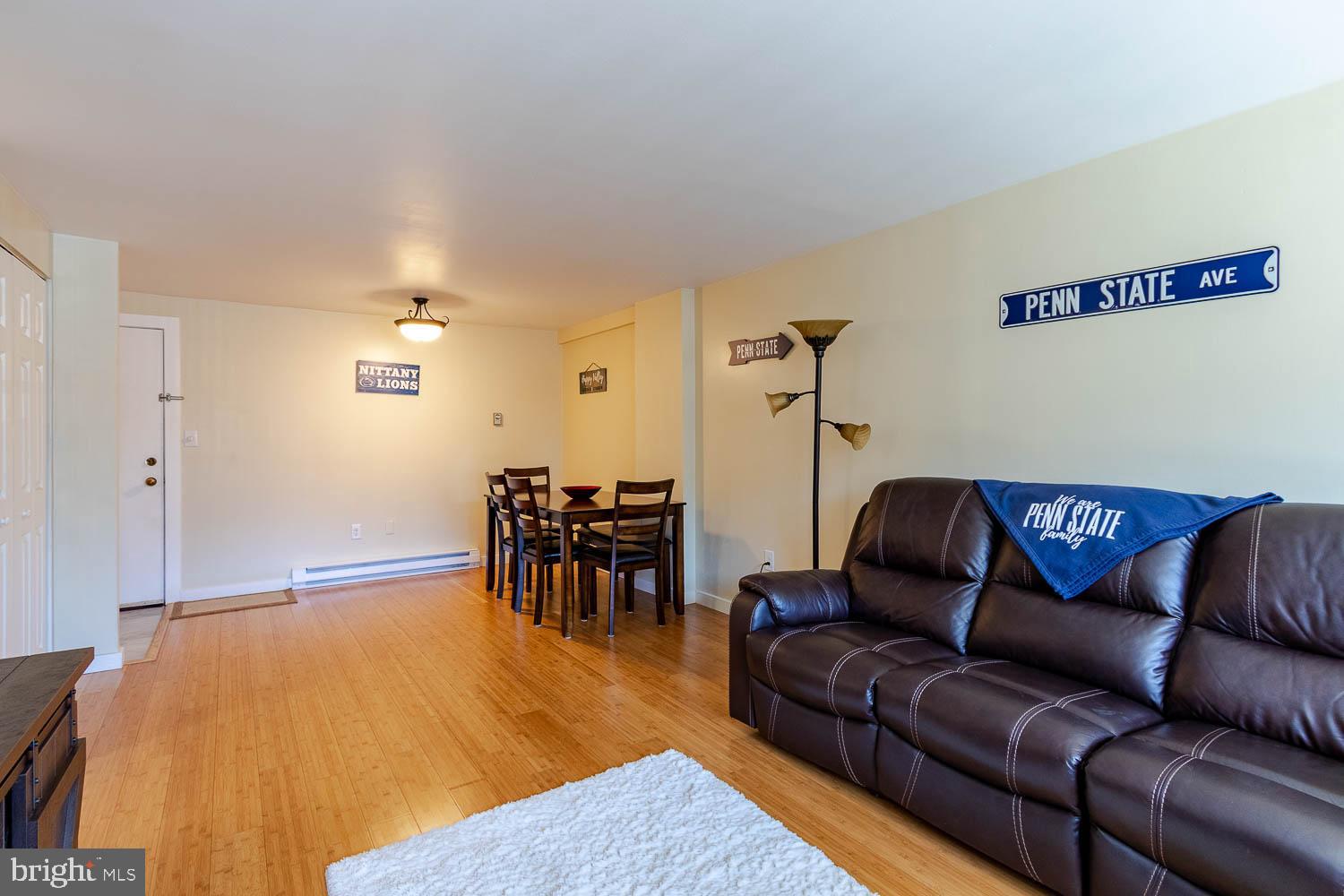 REGENCY SQUARE - Residential