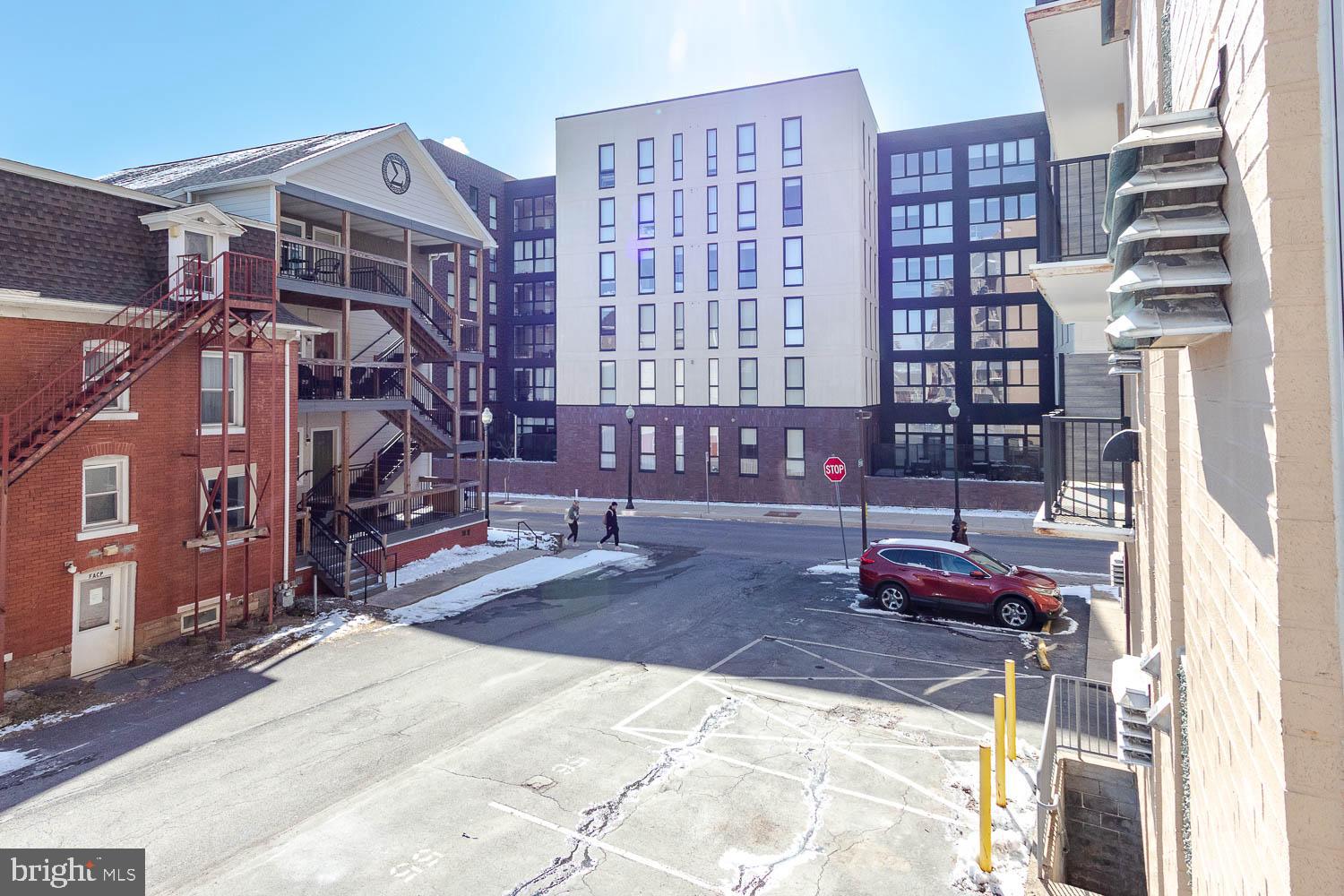 REGENCY SQUARE - Residential