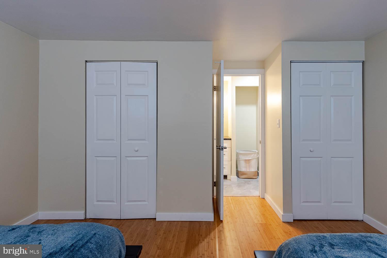 REGENCY SQUARE - Residential