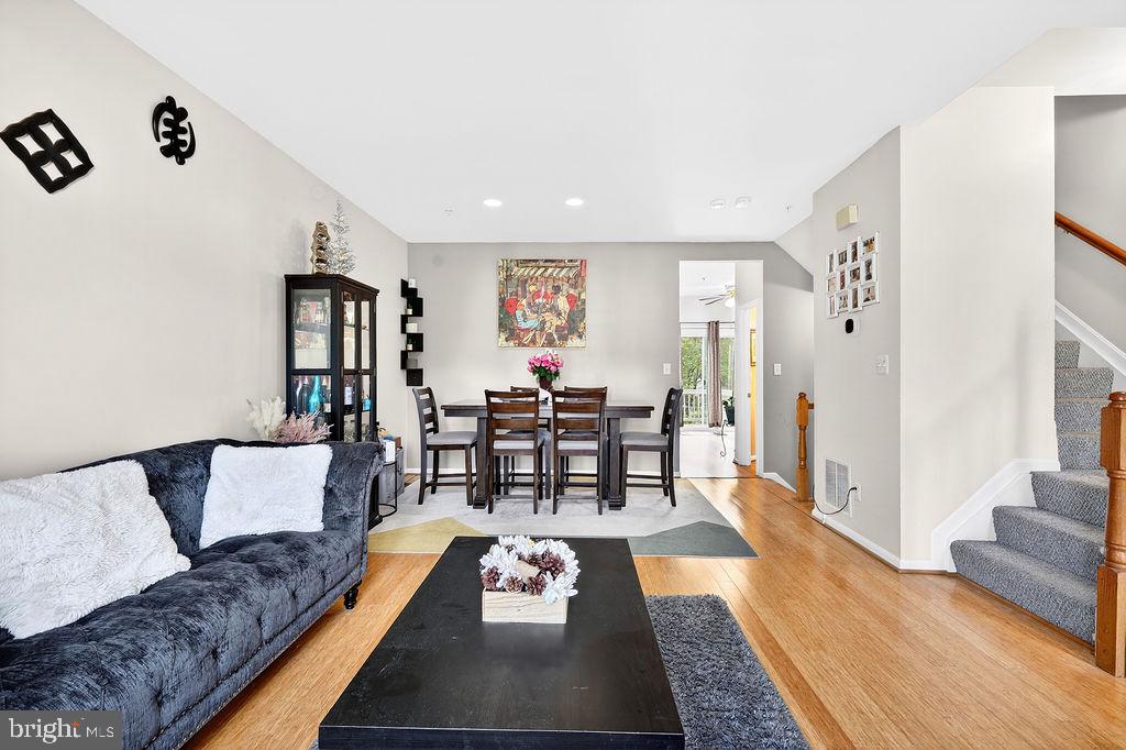 QUAIL RUN SOUTH - Residential