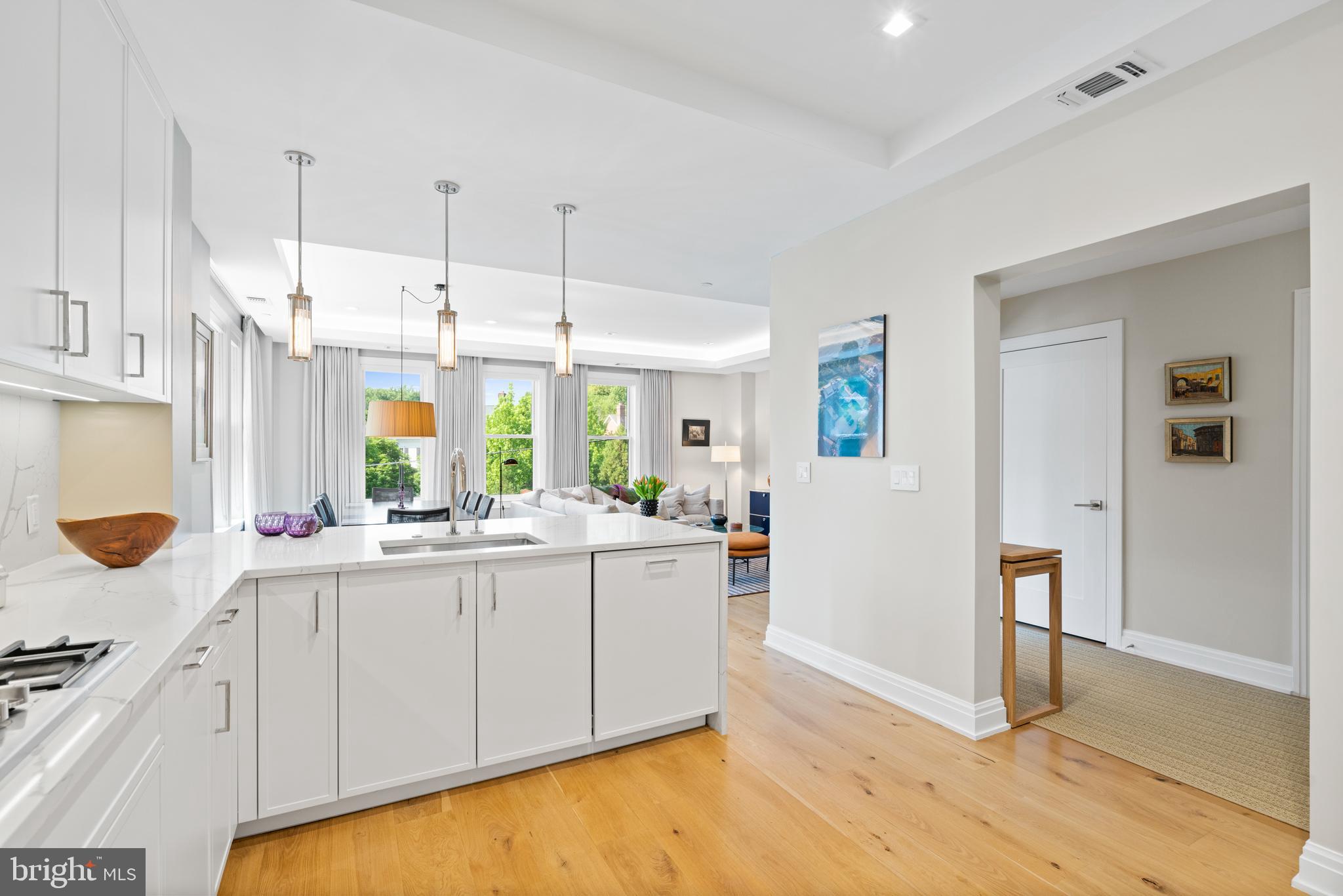 CHEVY CHASE - Residential