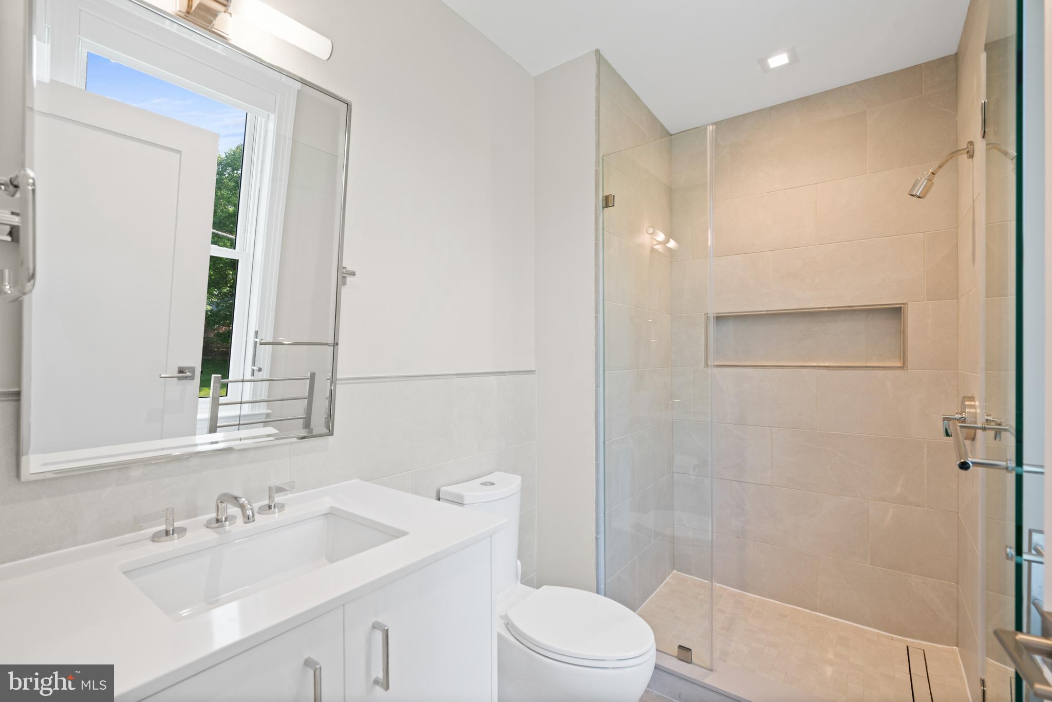 CHEVY CHASE - Residential