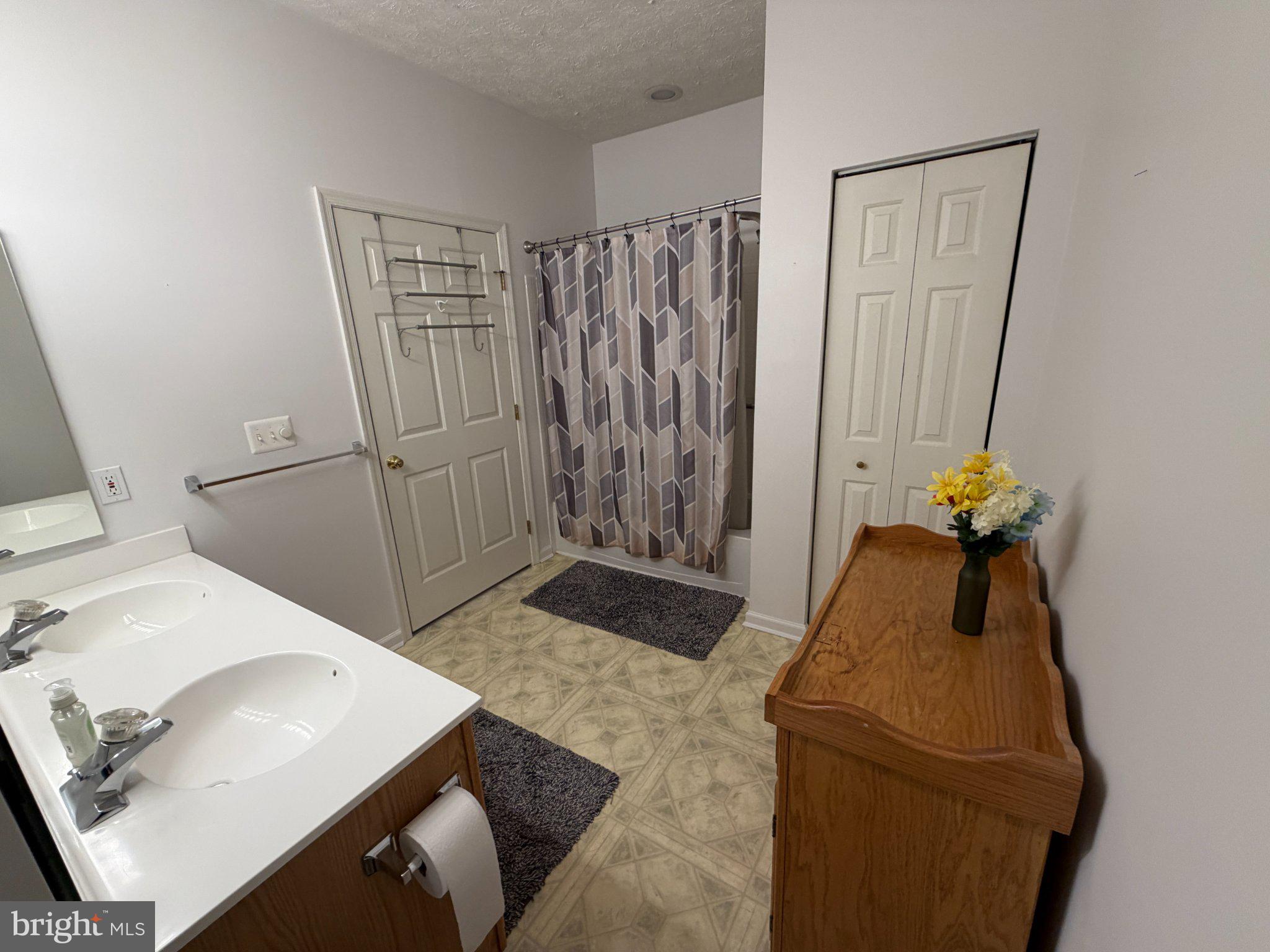 DEVONSHIRE AT WHITEMARSH - Residential