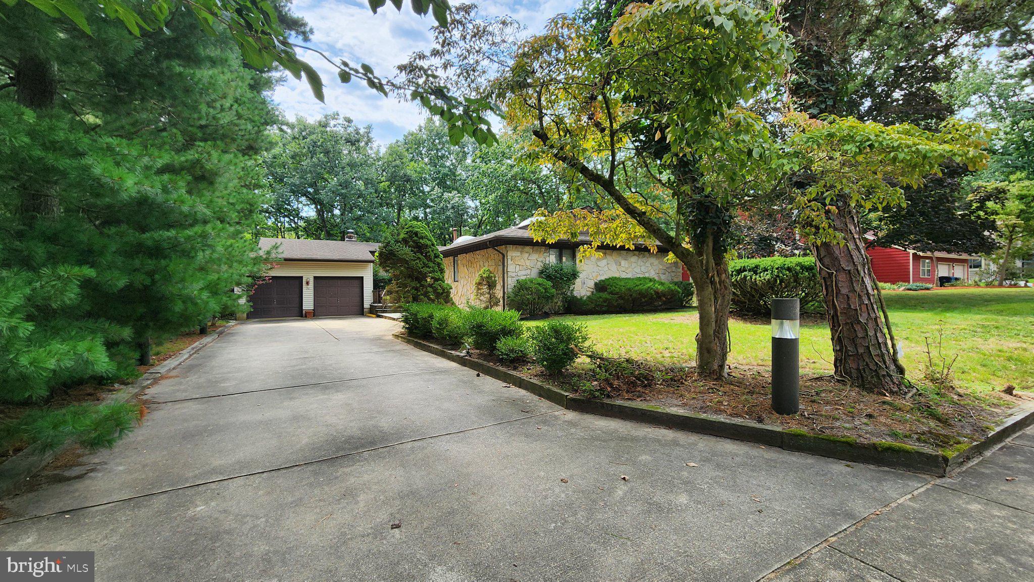 26 BRIARWOOD DRIVE