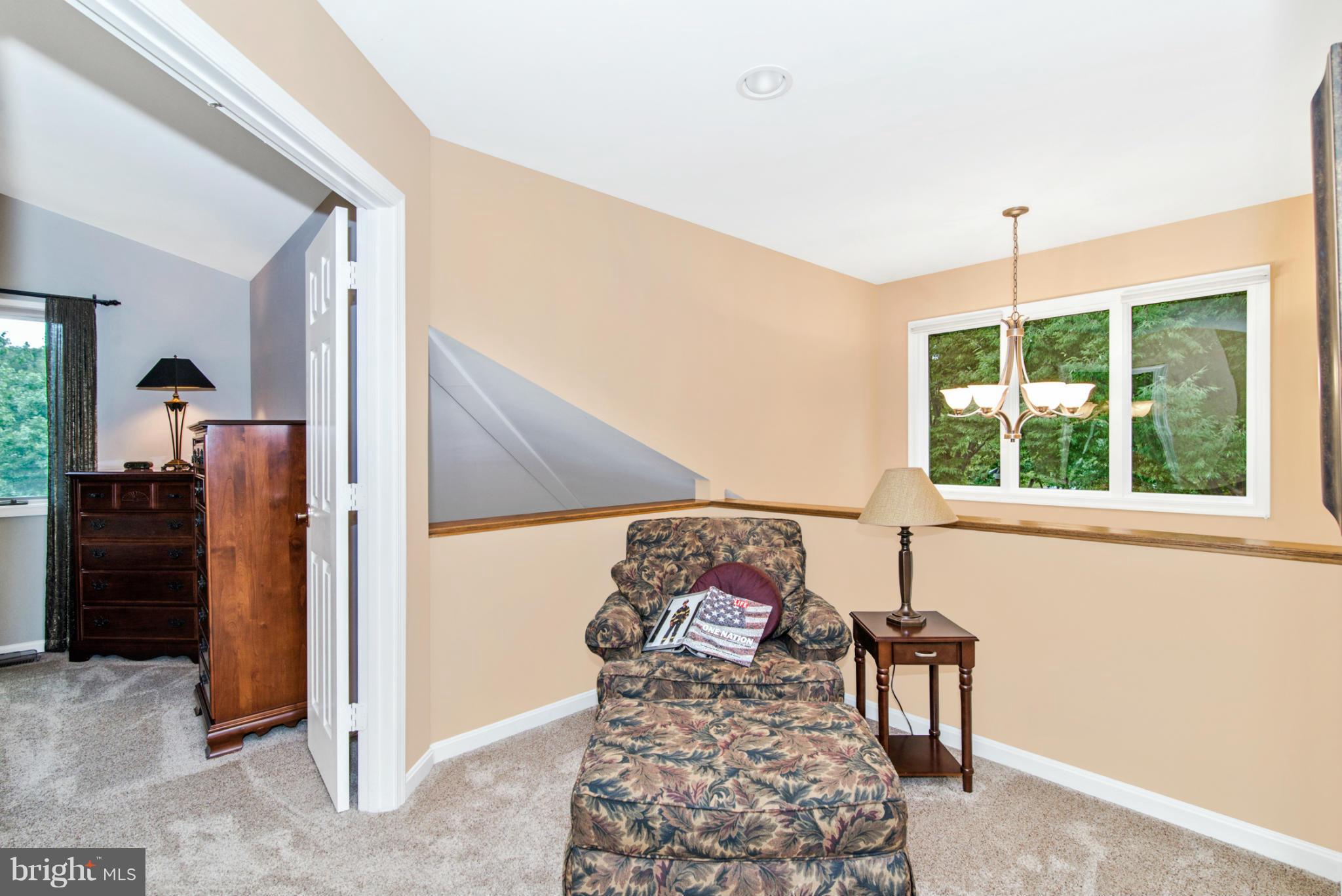 RIVER HILL - Residential