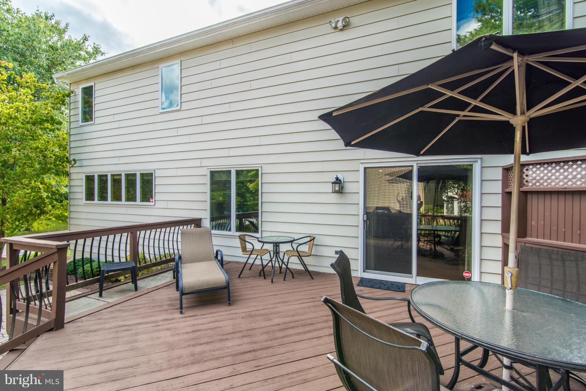 RIVER HILL - Residential