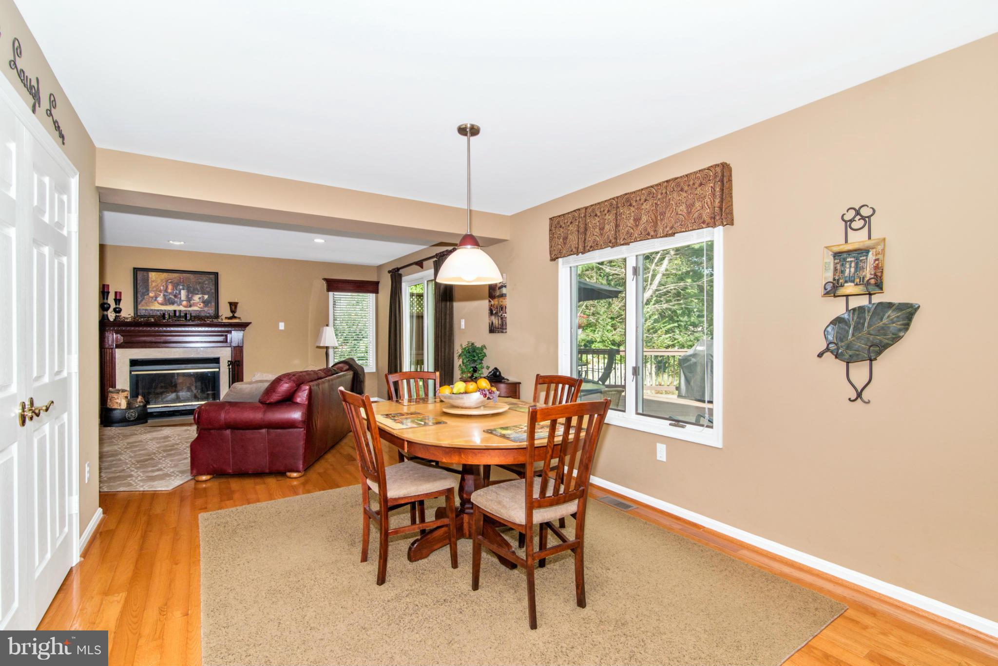 RIVER HILL - Residential