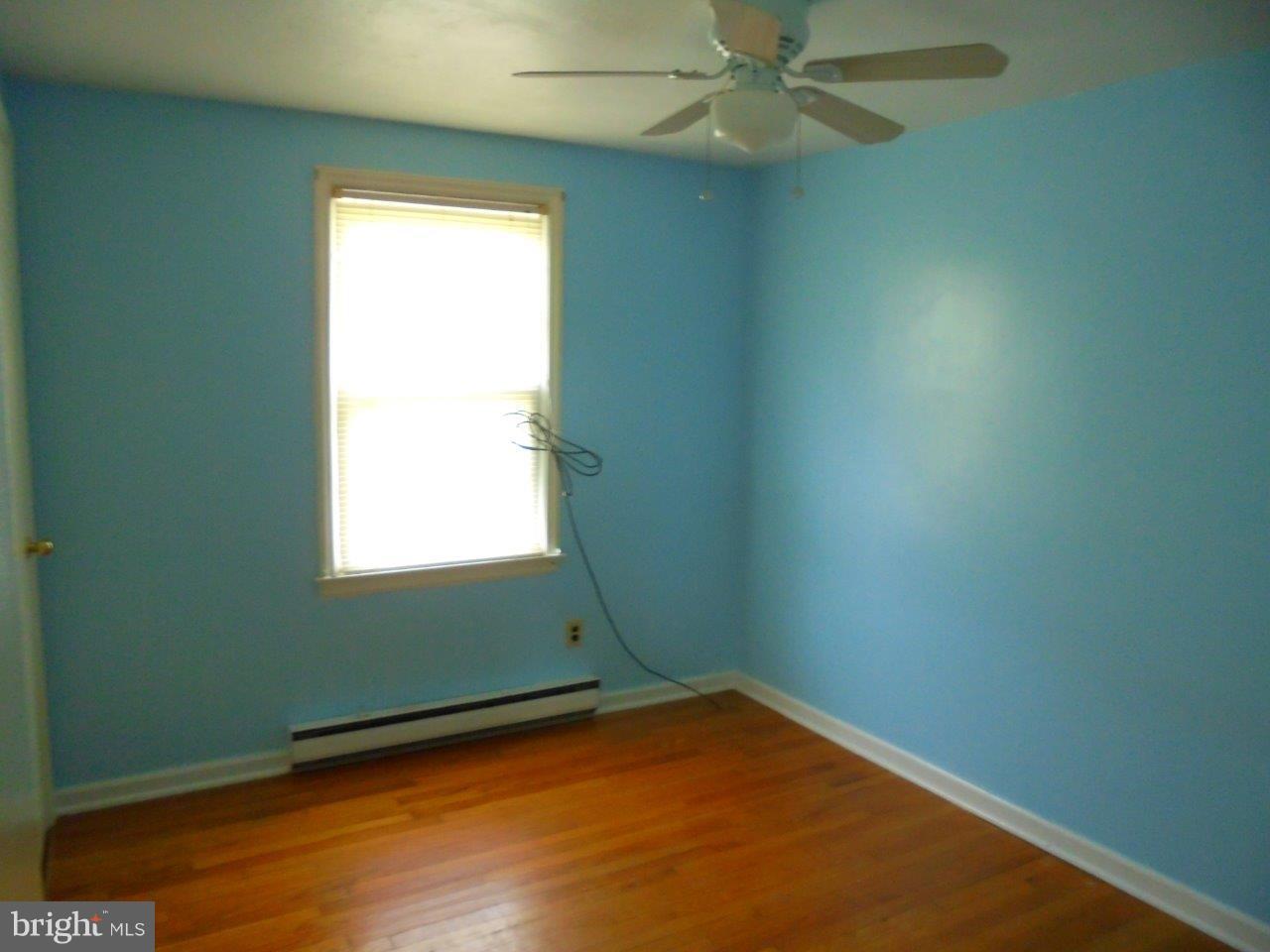 DUTCH LANE - Residential