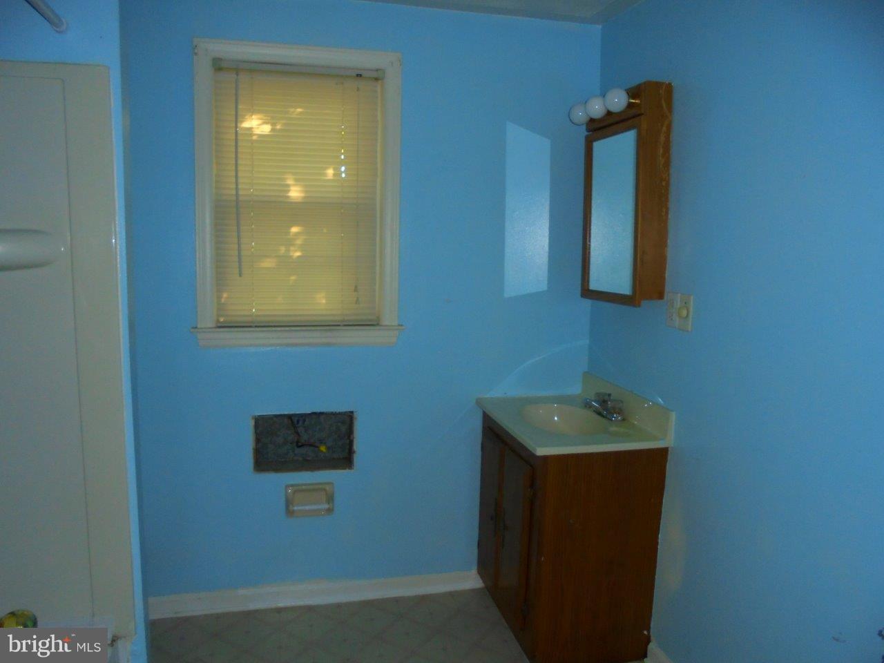 DUTCH LANE - Residential