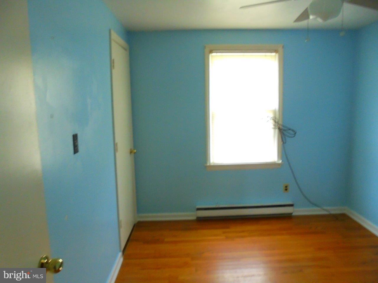 DUTCH LANE - Residential