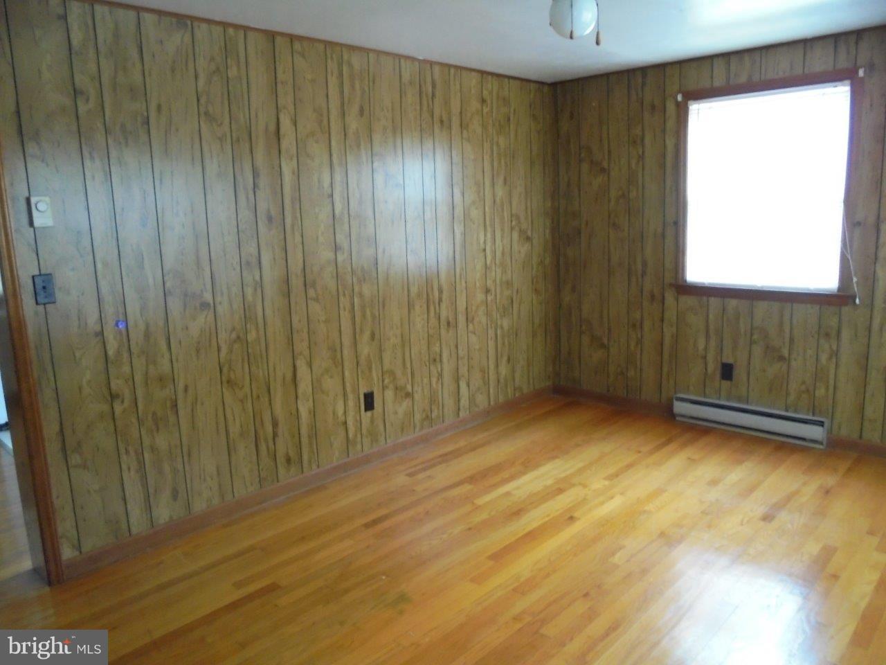 DUTCH LANE - Residential