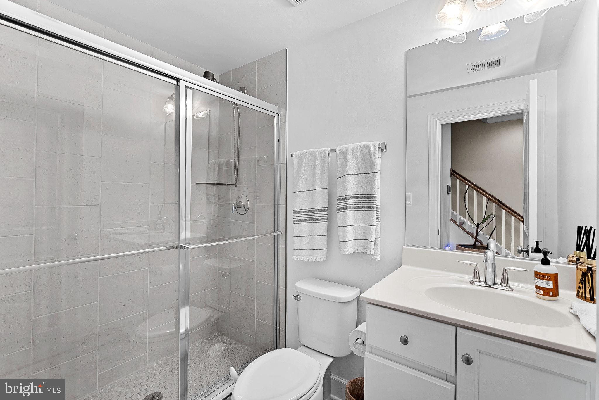 THE RETREAT AT WESTFIELDS - Residential