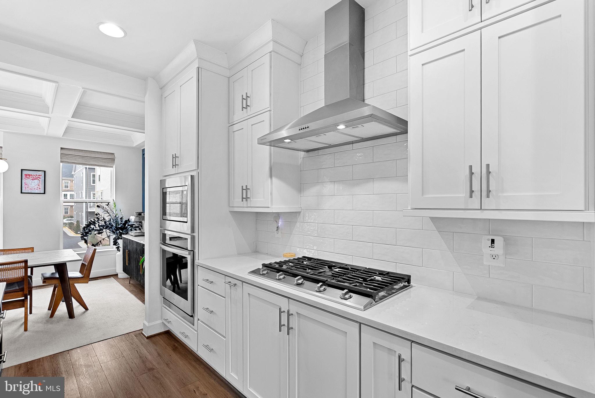 THE RETREAT AT WESTFIELDS - Residential