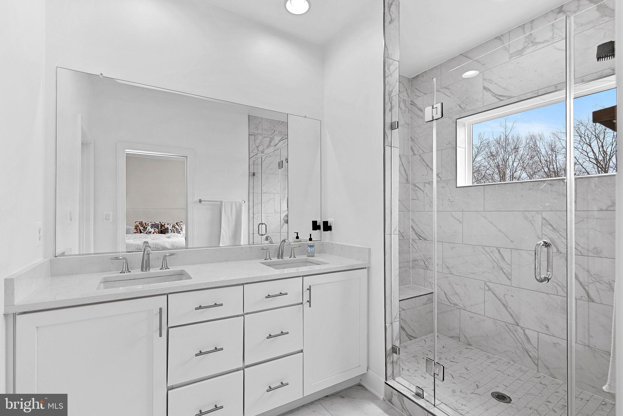 THE RETREAT AT WESTFIELDS - Residential