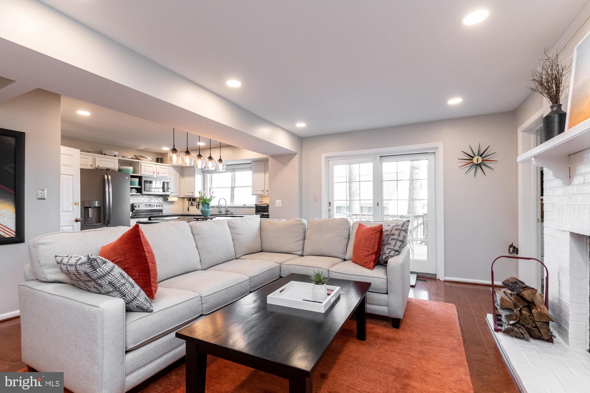 HUNT RIDGE - Residential