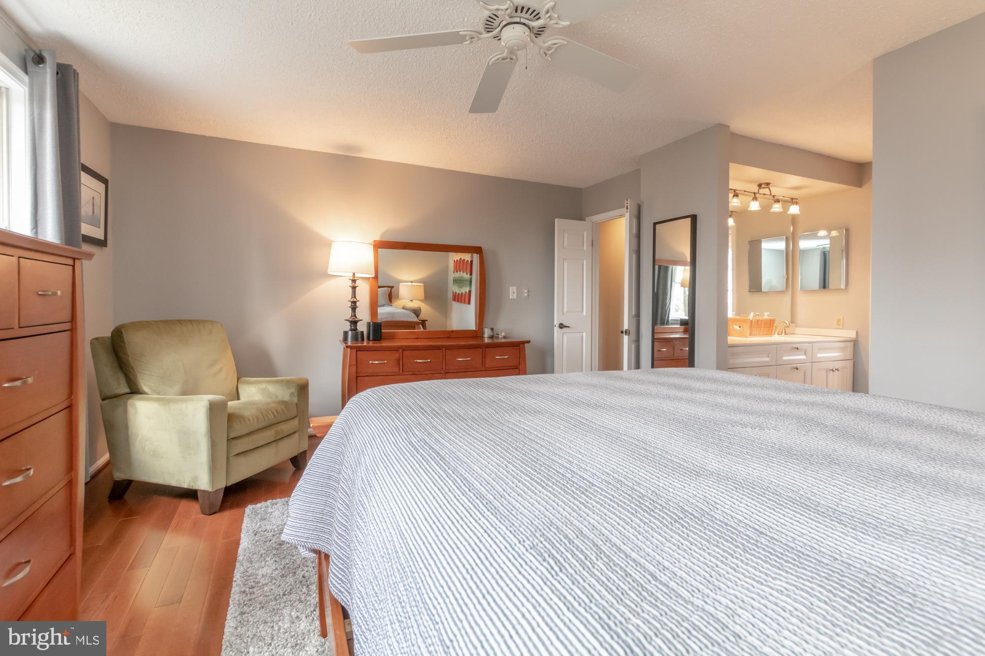 HUNT RIDGE - Residential