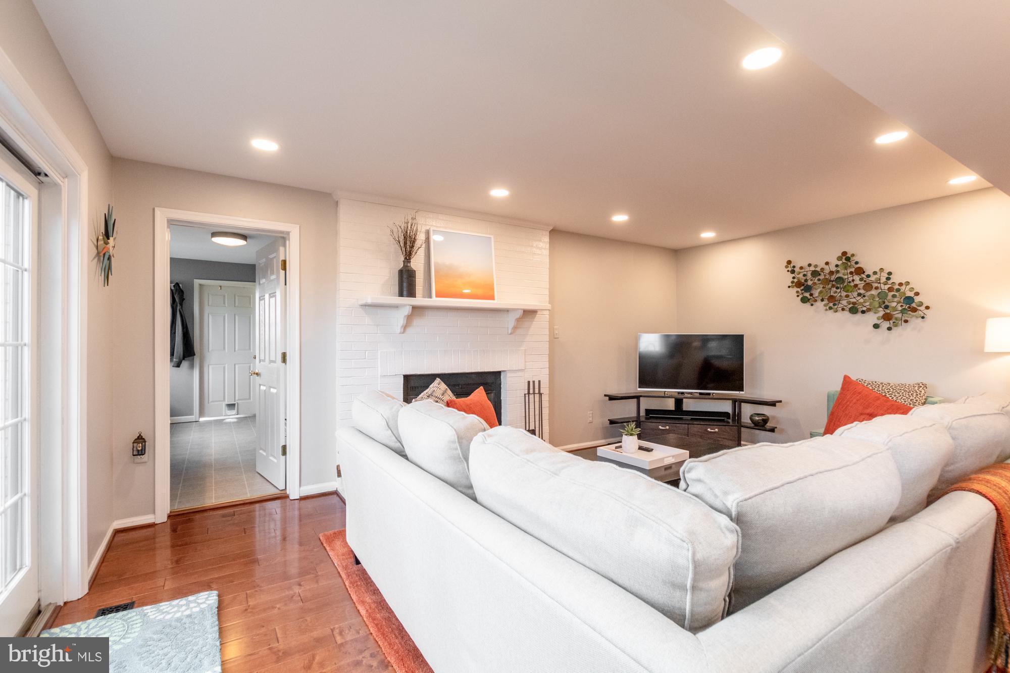 HUNT RIDGE - Residential