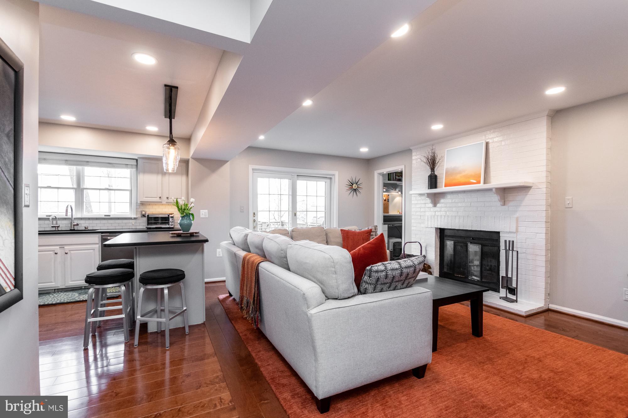 HUNT RIDGE - Residential