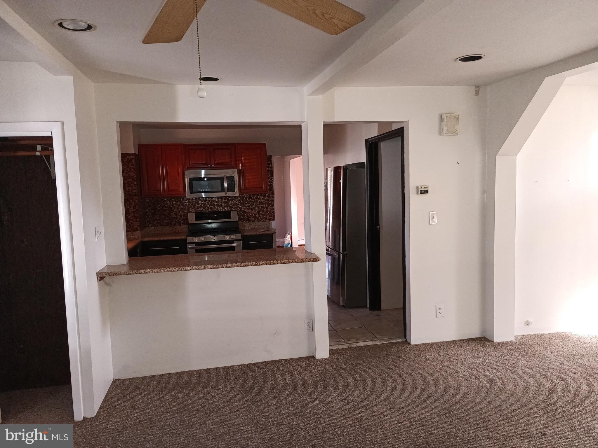 FOX CHASE - Residential