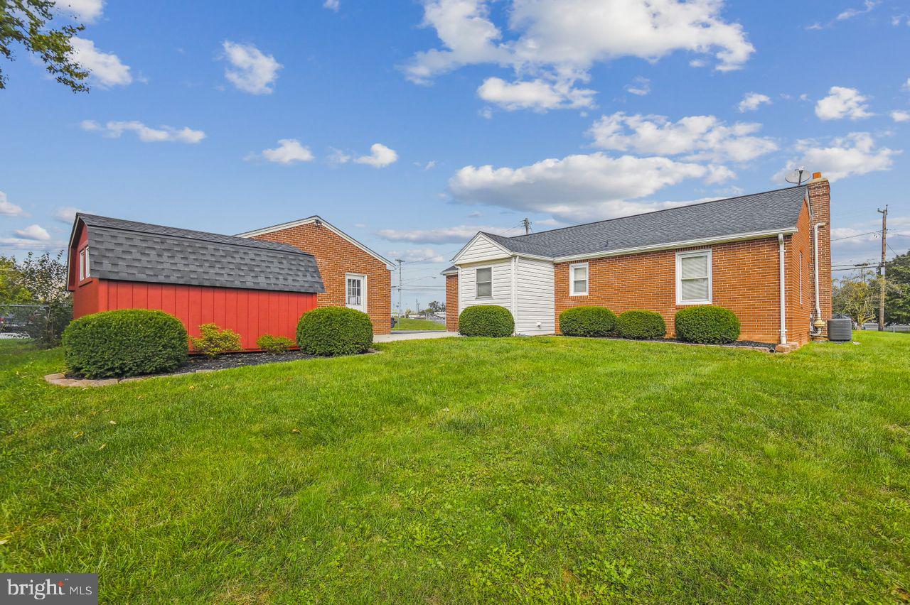 BUCKINGHAM VIEW - Residential