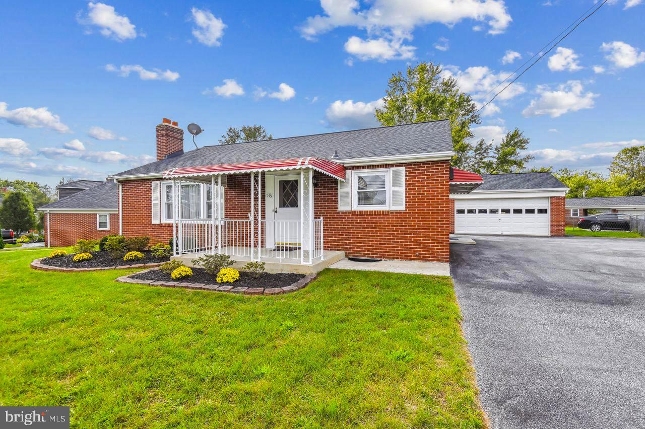 BUCKINGHAM VIEW - Residential