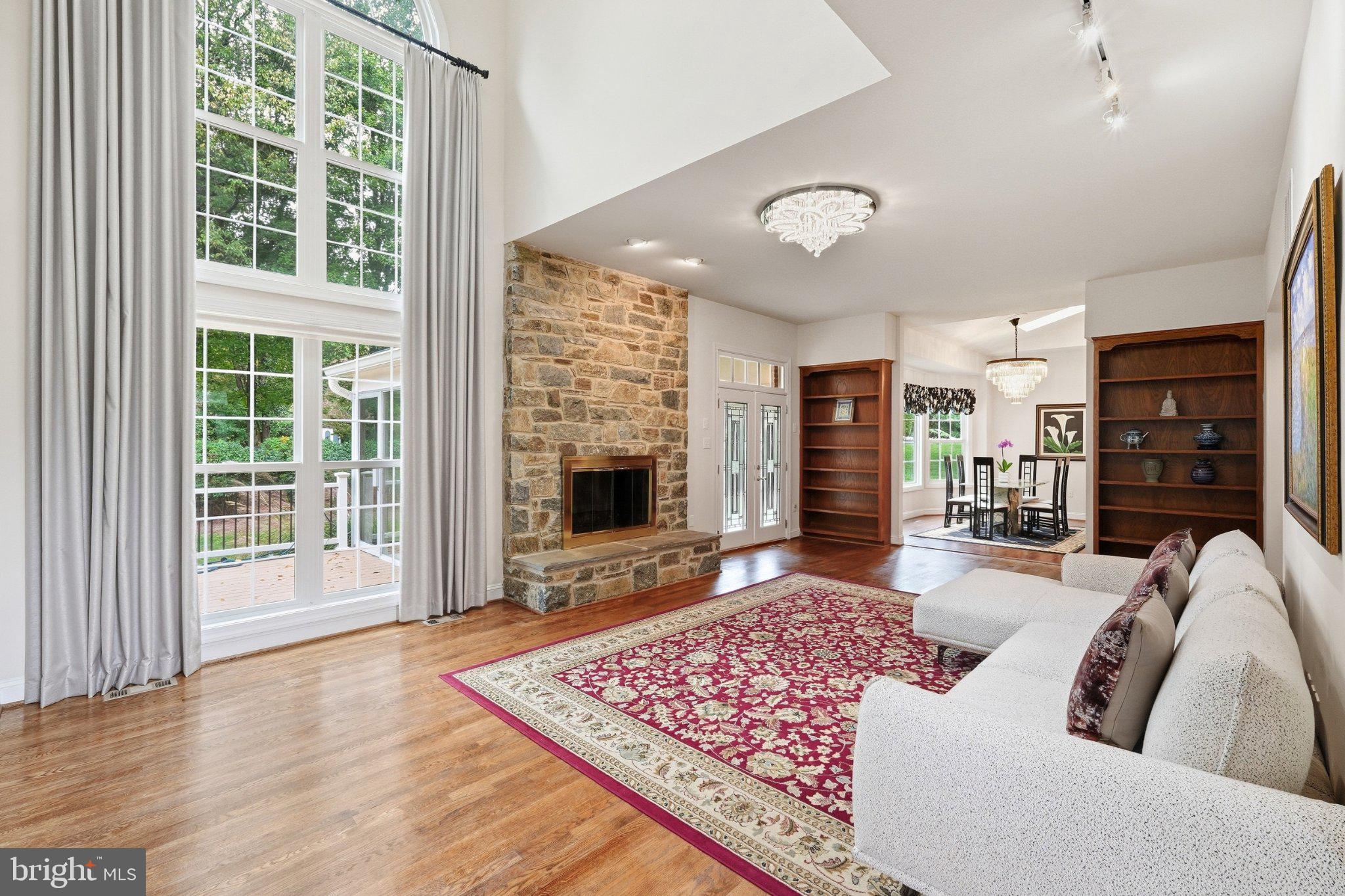 13010 BOSWELL COURT