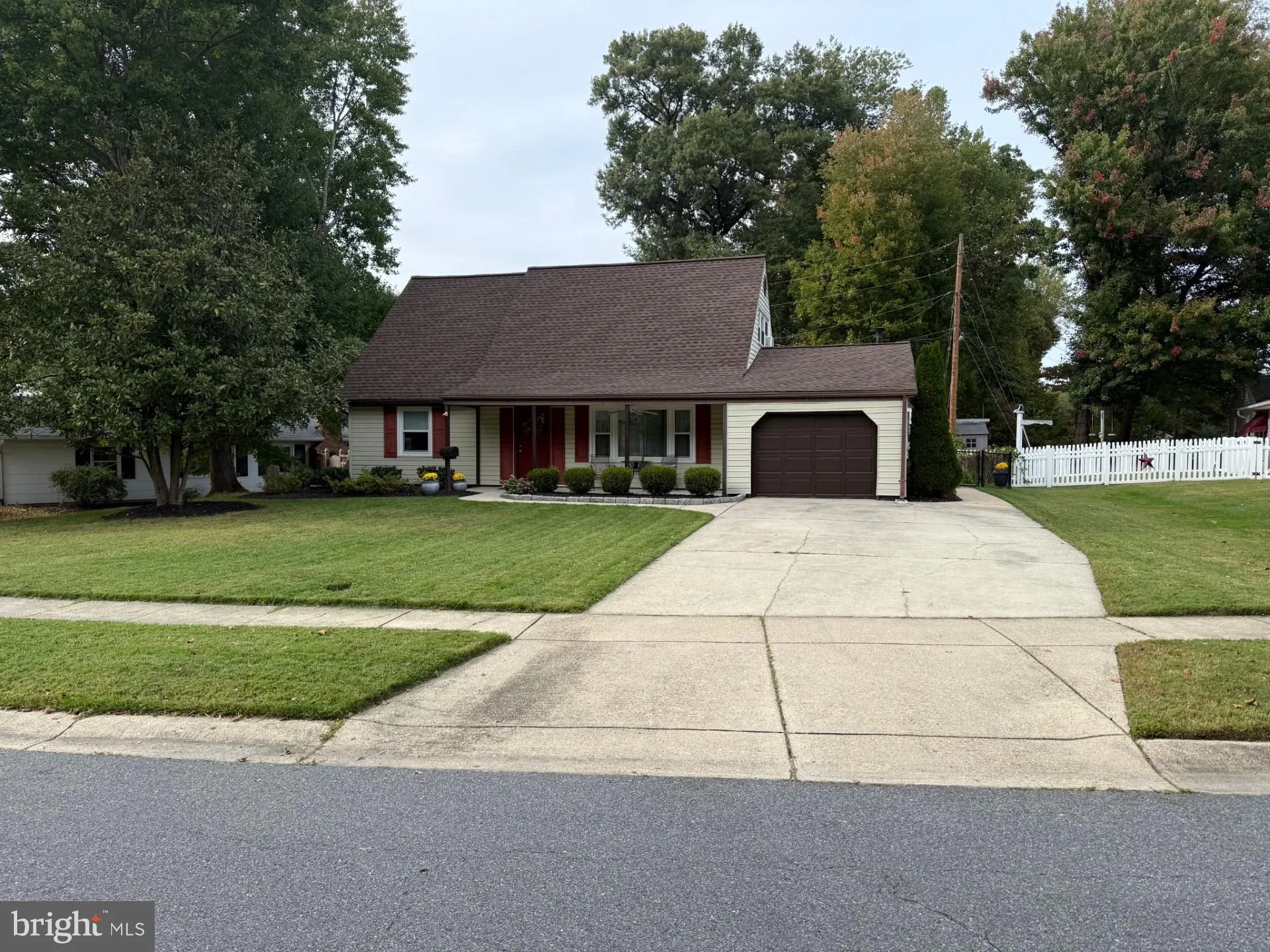 3704 Irongate Lane