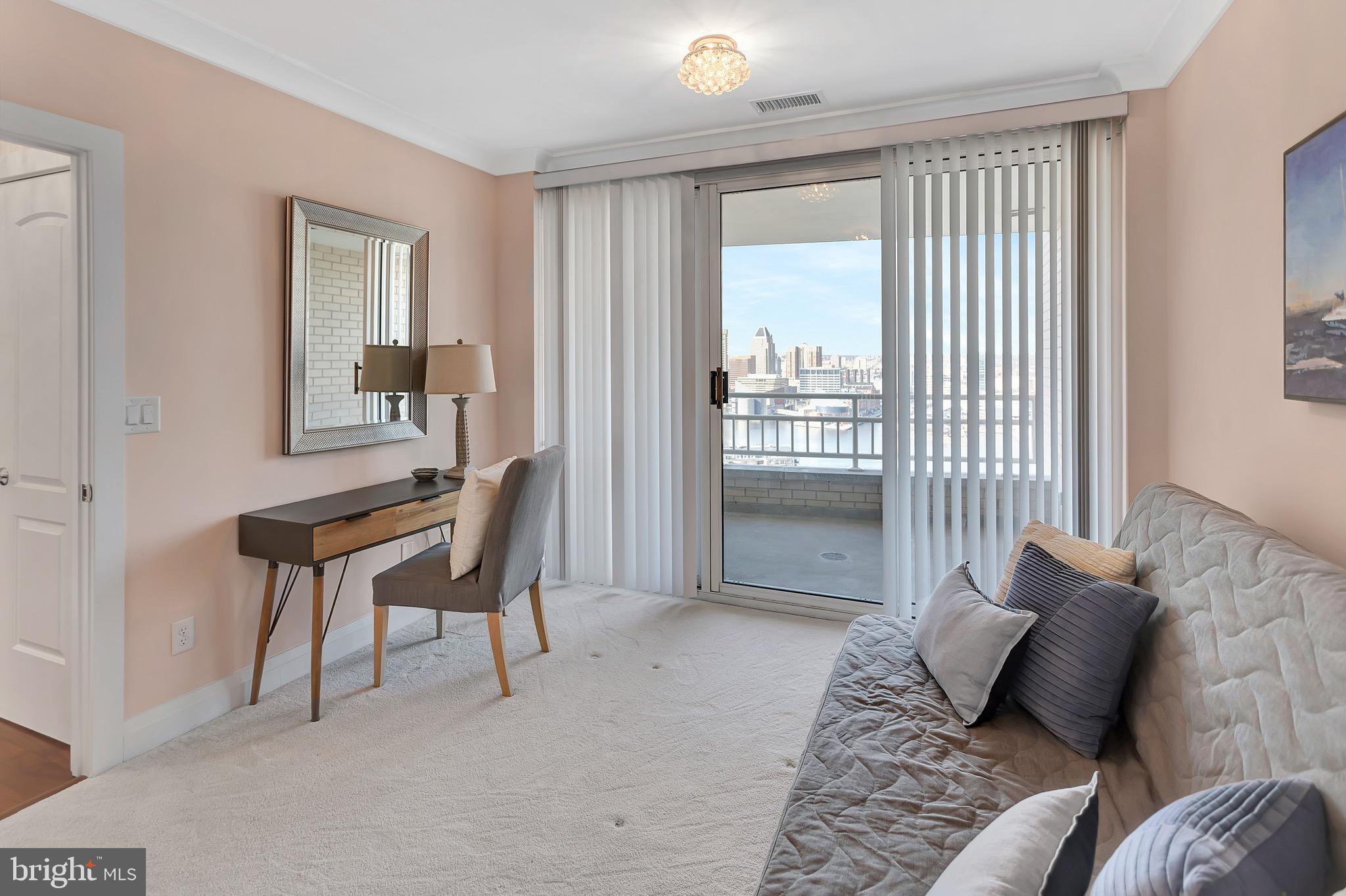 HARBORVIEW TOWERS - Residential