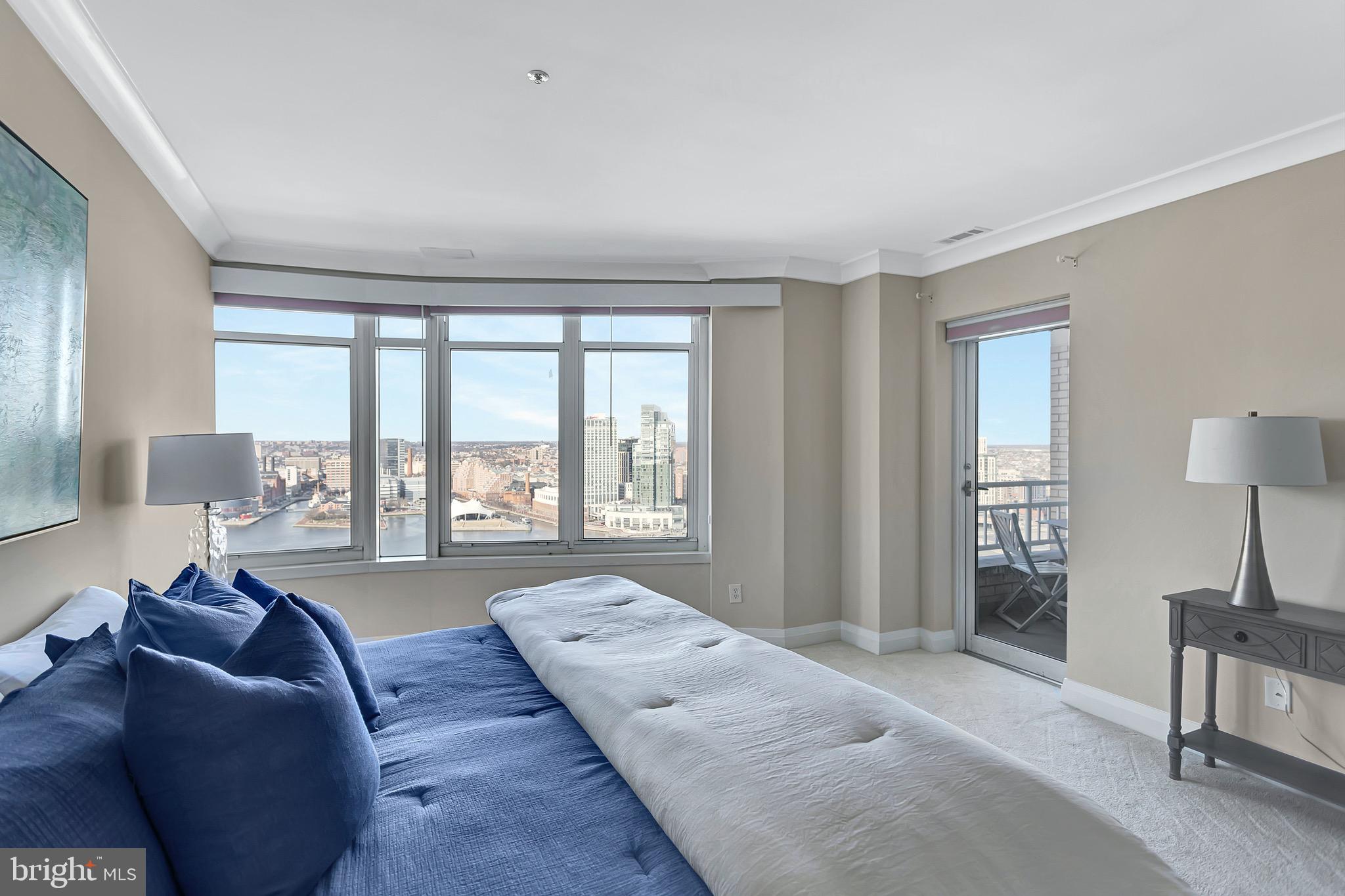 HARBORVIEW TOWERS - Residential