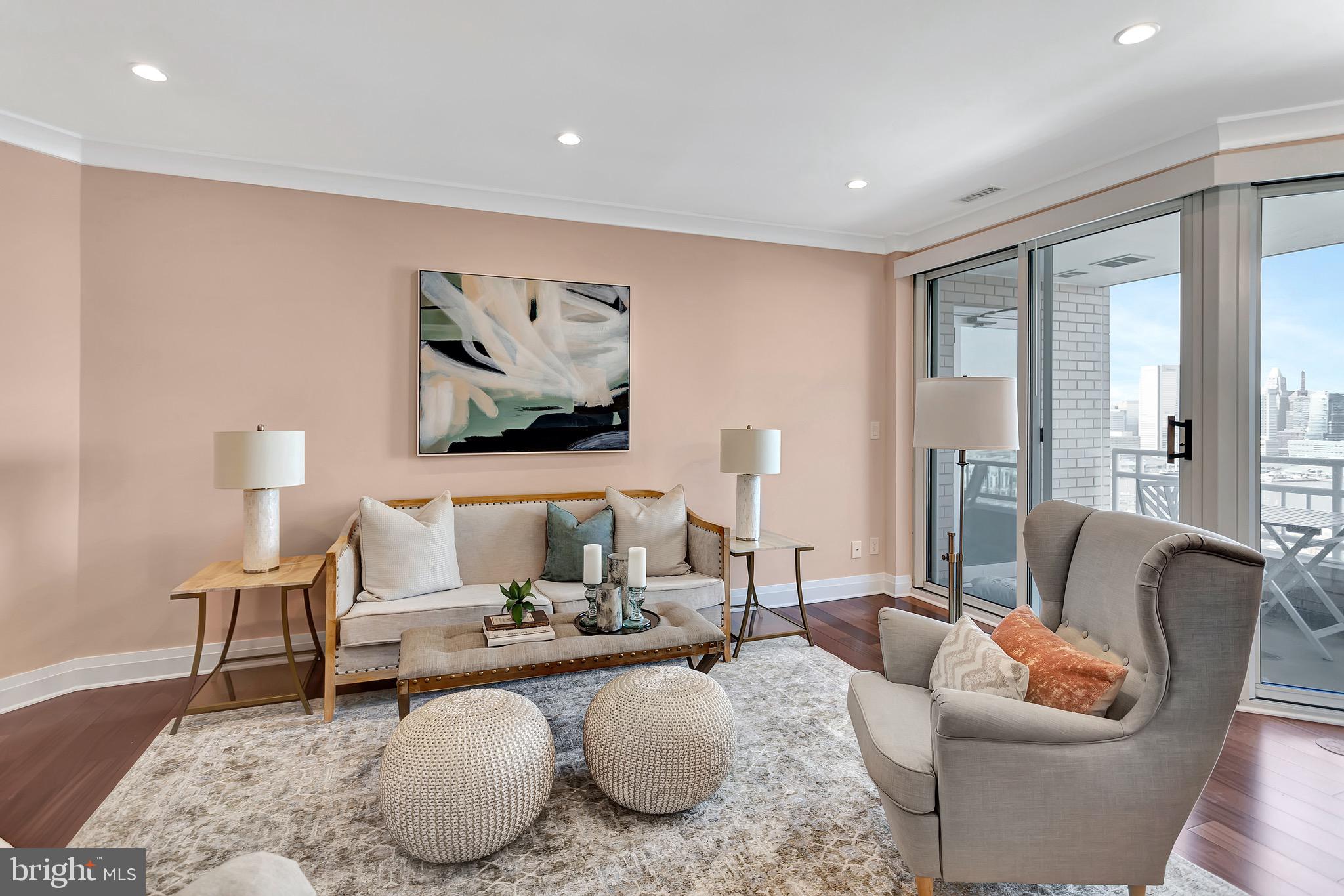 HARBORVIEW TOWERS - Residential