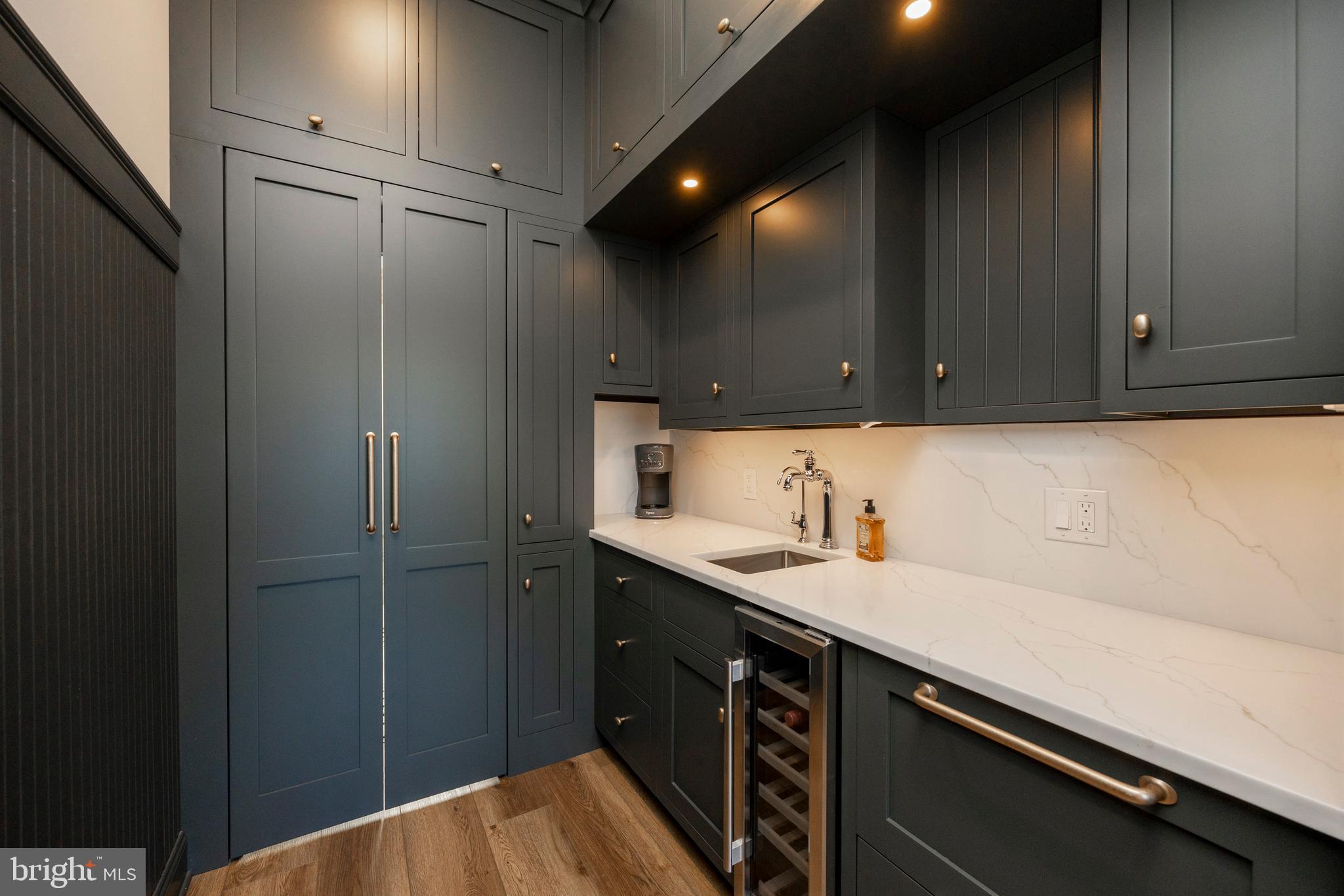 AMBLESIDE DOWNS - Residential