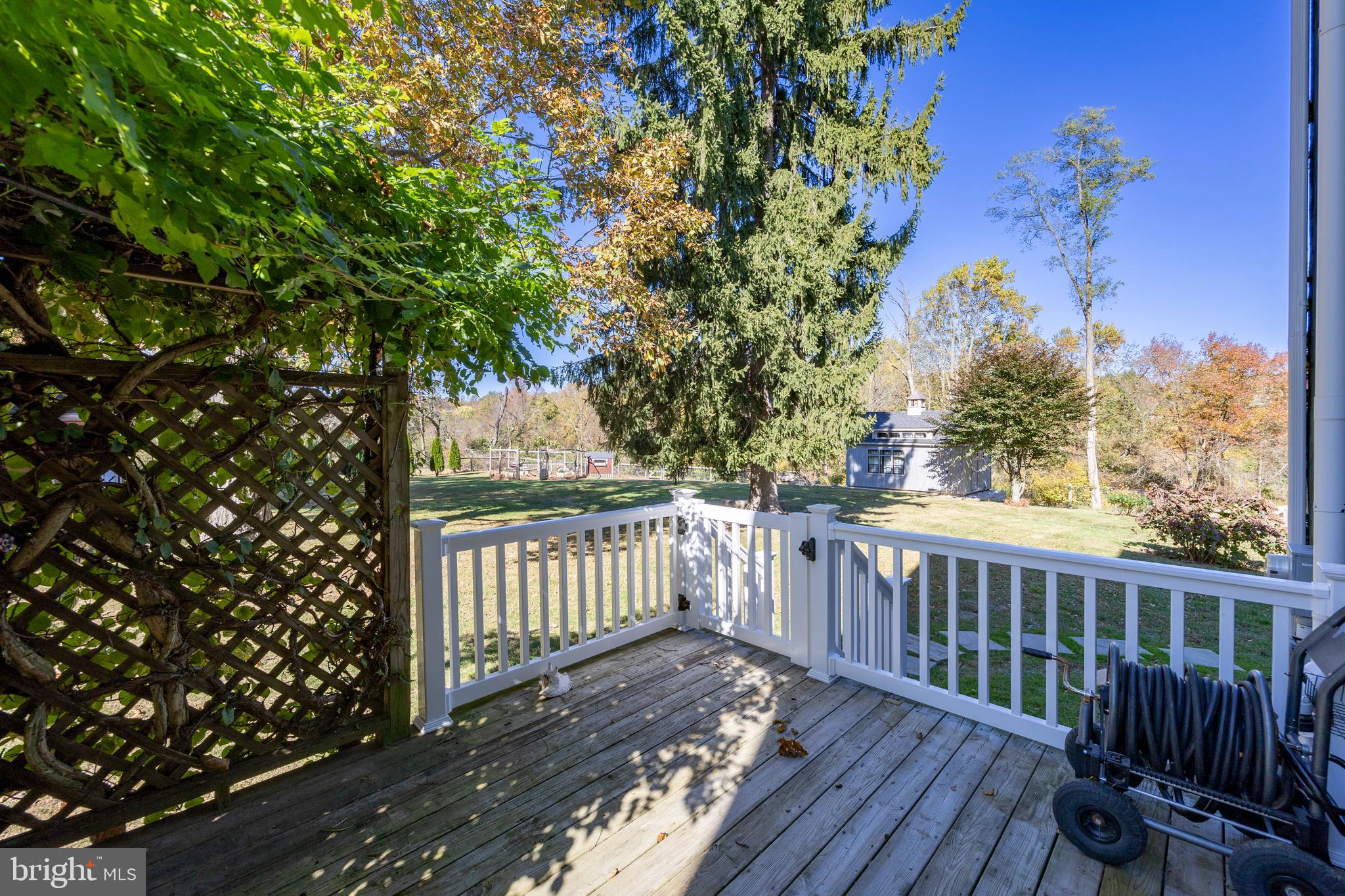 AMBLESIDE DOWNS - Residential