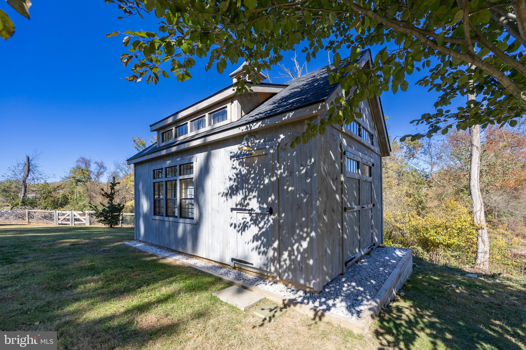 AMBLESIDE DOWNS - Residential
