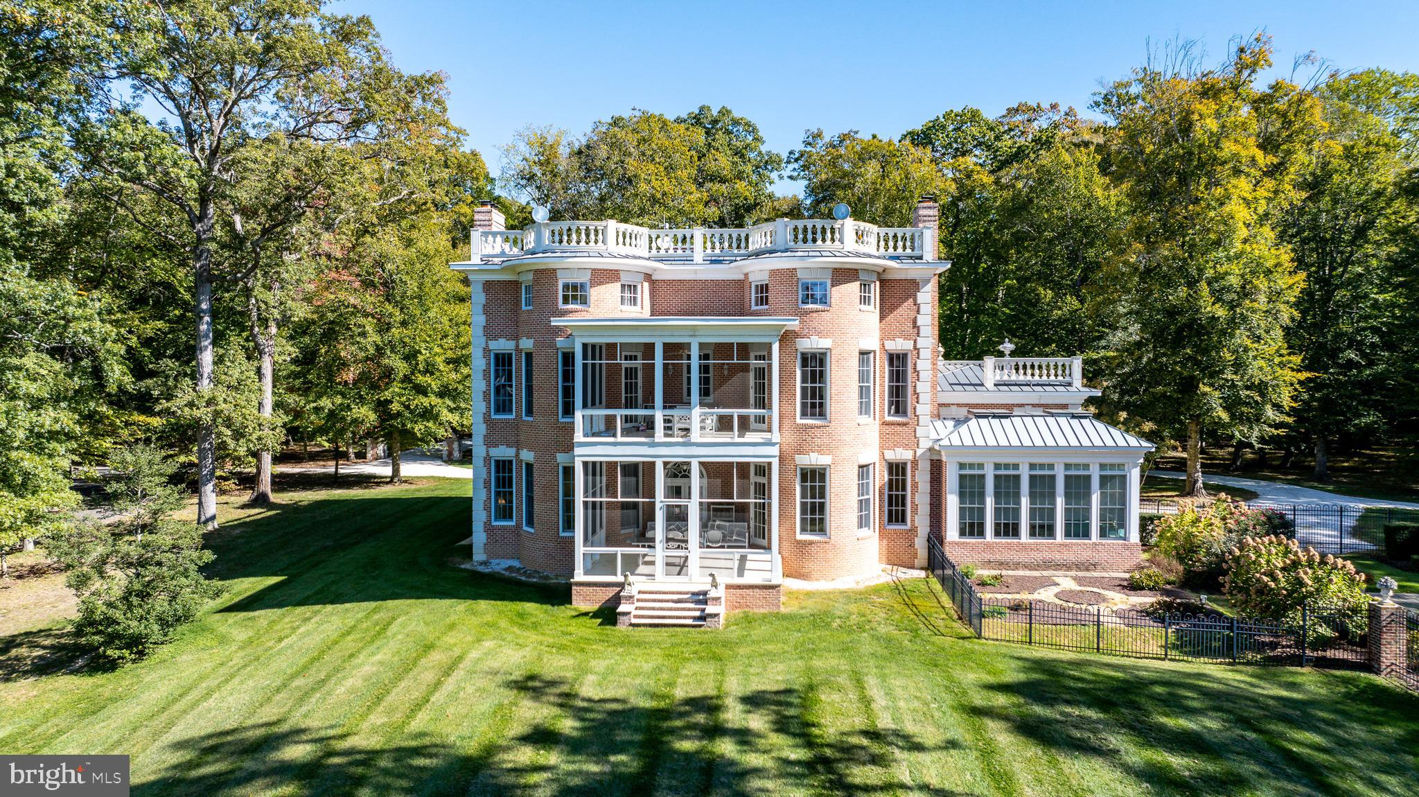 EASTON - Residential