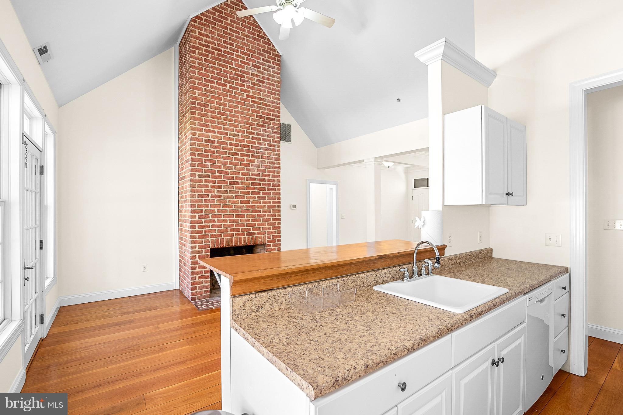 EASTON - Residential