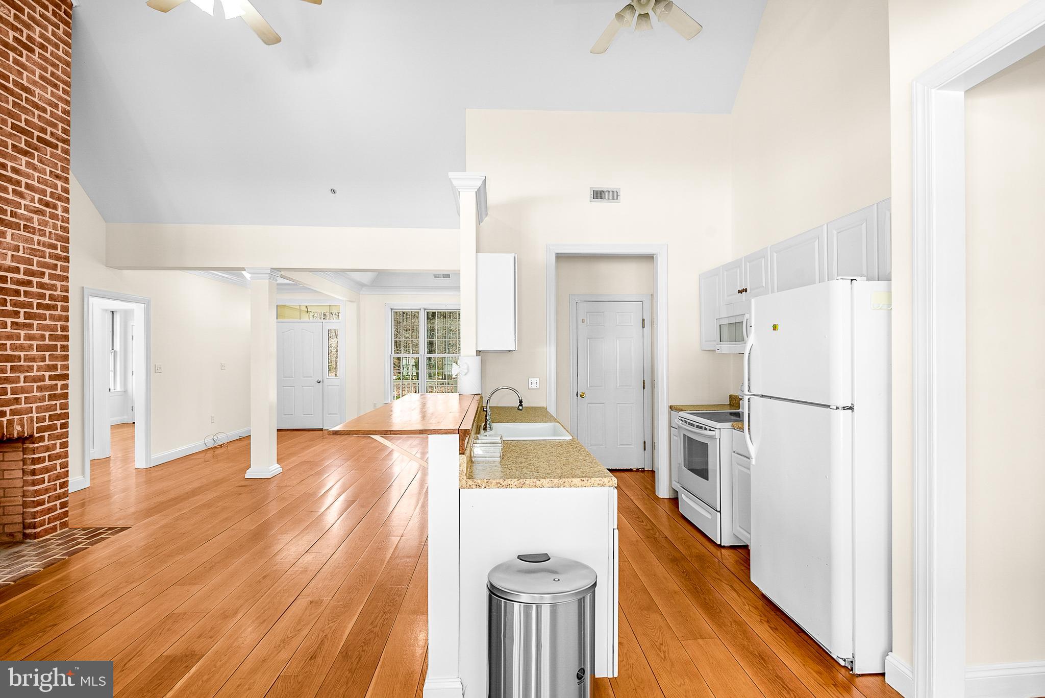 EASTON - Residential