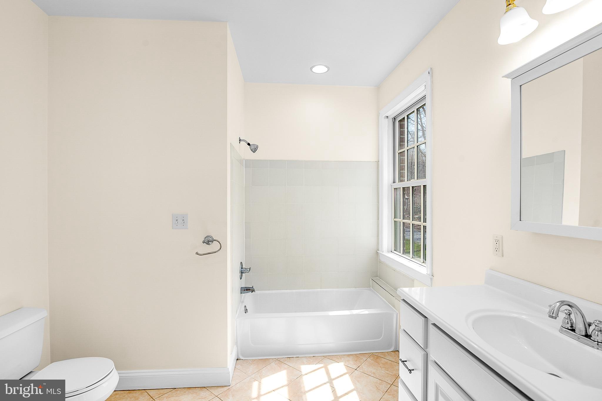 EASTON - Residential