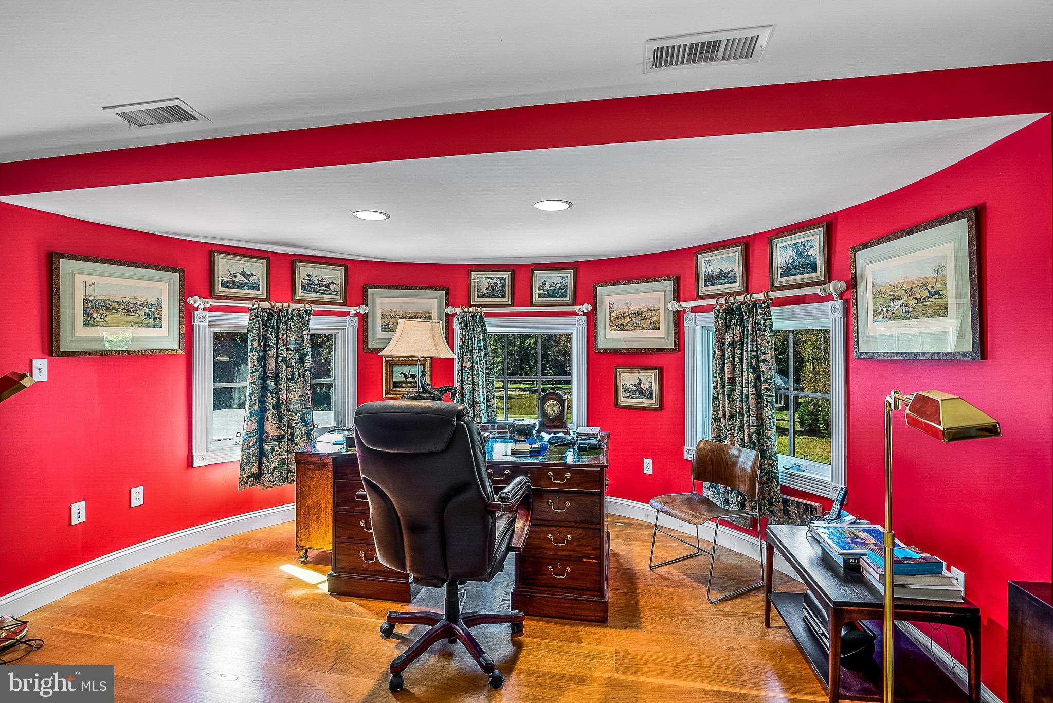 EASTON - Residential