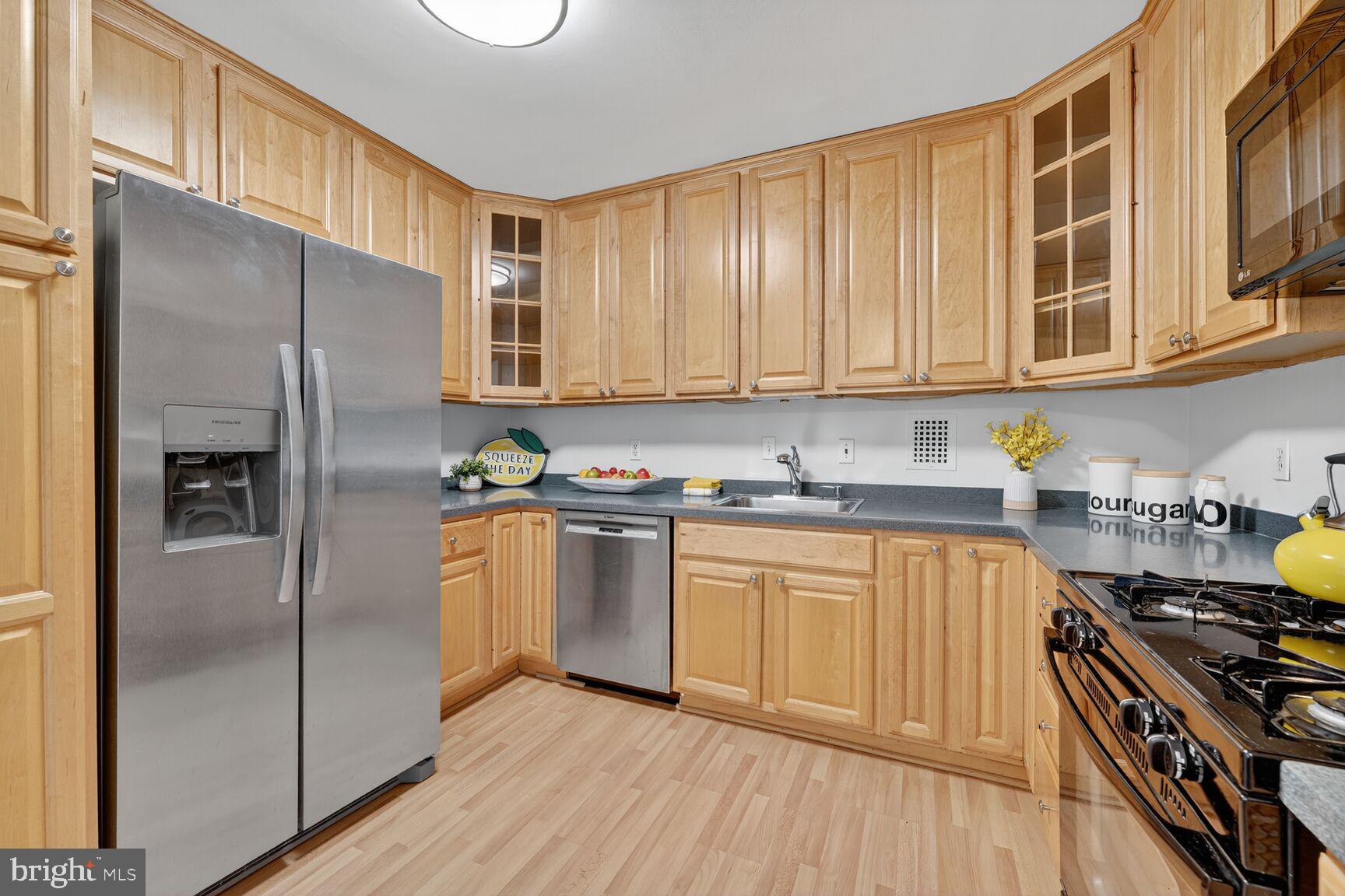 3001 VEAZEY TERRACE NW 1009