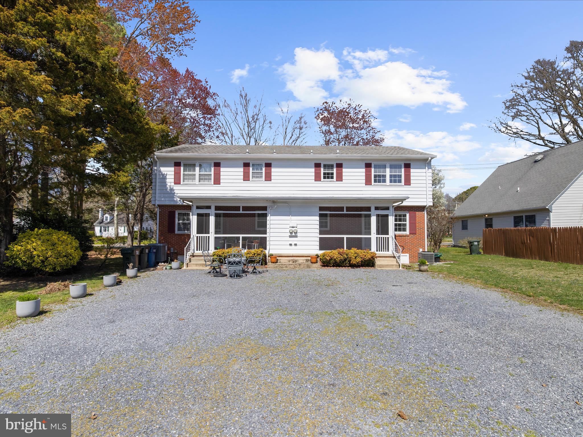 EASTON - Residential