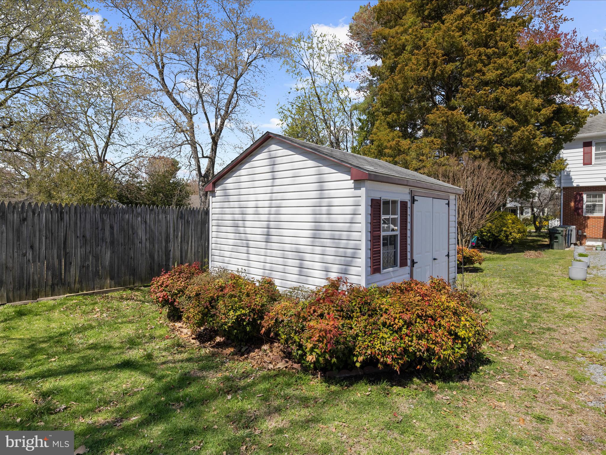 EASTON - Residential